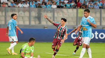 German Cano of Brazil's Fluminense, center, celebrates scoring his side's second goal against Peru's Sporting Cristal during a Copa Libertadores group D soccer match in Lima, Peru, Wednesday, April 5, 2023. (AP Photo/Martin Mejia). Foto: Martin Mejia/ AP