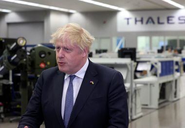 O primeiro-ministro do Reino Unido, Boris Johnson, voltou a propor uma maneira de romper unilateralmente o Protocolo da Irlanda durante viagem a Belfast. Foto: Liam McBurney/ AFP