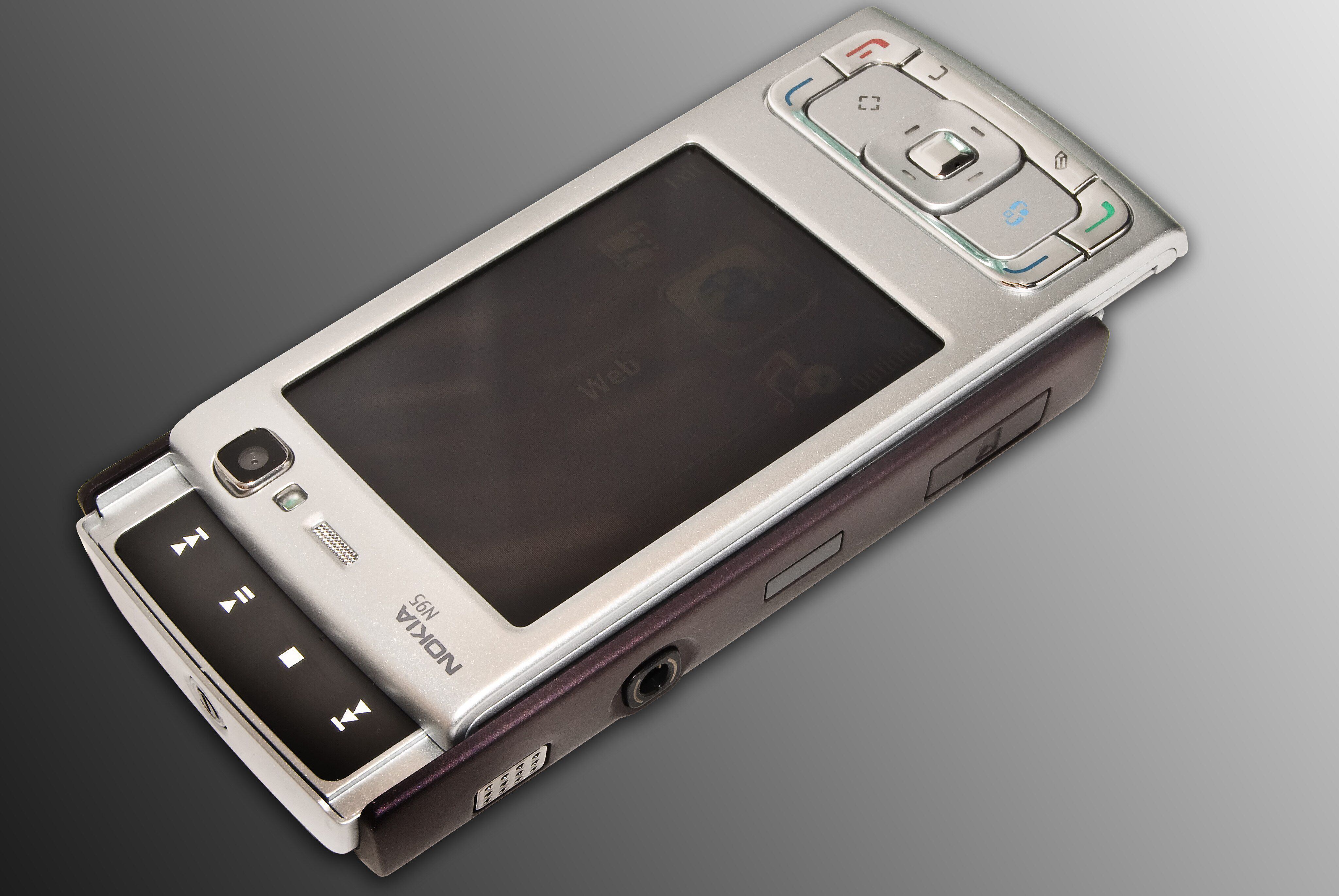 Nokia ressuscita 3310 e traz nova versão do jogo da cobrinha
