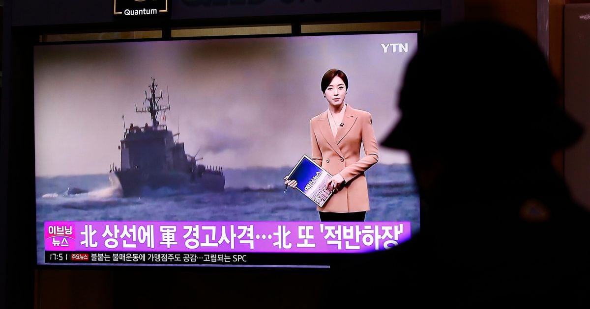 Corea del Norte intercambia disparos con barcos de Corea del Sur en la frontera marítima
