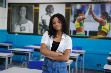 Lívia, aluna de uma escola estadual de São Paulo, acha que não está sendo bem preparada para o Enem