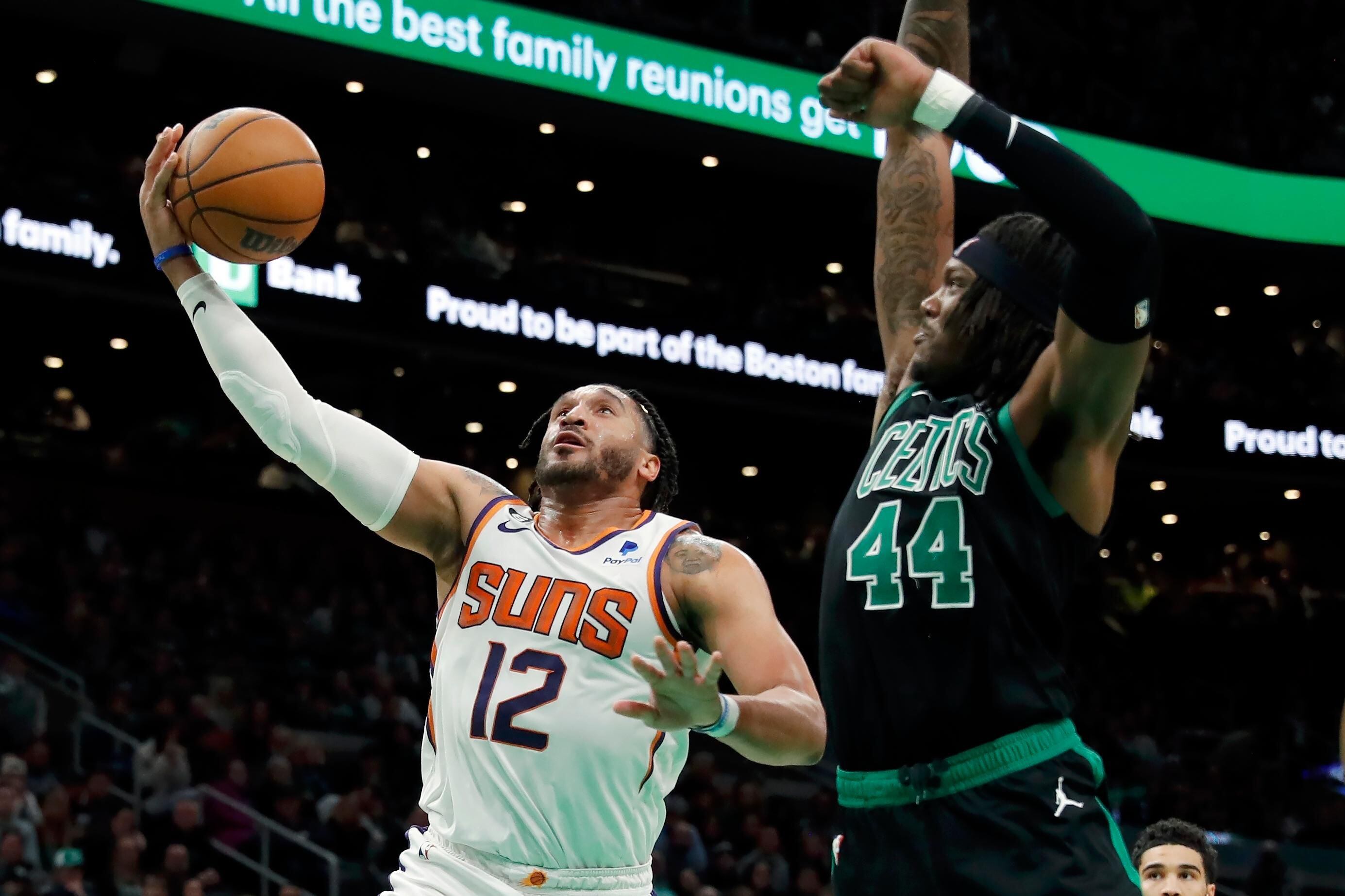 Miami e Denver abrem 3 x 0 e estão próximos de varrer Boston e Lakers