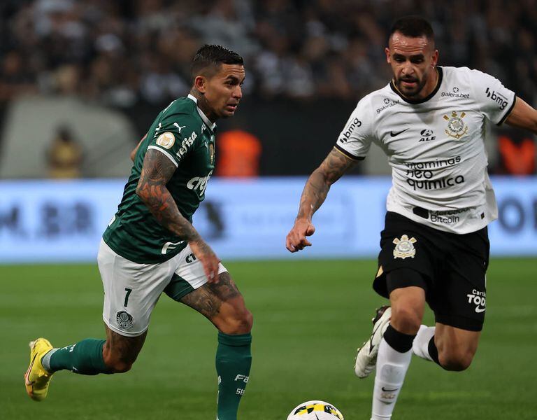 Dudu e Renato Augusto são dois dos principais nomes de Palmeiras e Corinthians. Foto: Cesar Greco/Palmeiras