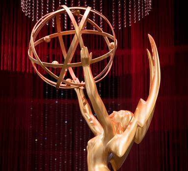 Saiba onde assistir as séries indicadas ao Emmy 2023 - Estrelando