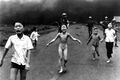 ‘Não sou mais a Menina do Napalm’; leia o artigo da mulher que virou símbolo da Guerra do Vietnã