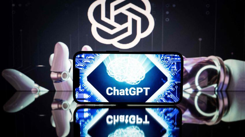 ChatGPT tornou quase obsoletos os assistentes de voz das gigantes da tecnologia. Foto: Lionel Bonaventure/AFP