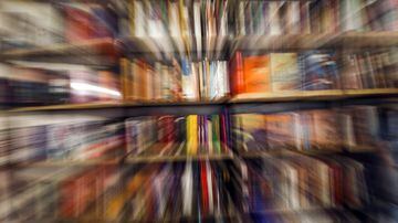 Editoras dão pelo menos 50% de desconto em livros selecionados. Foto: Werther Santana/Estadão