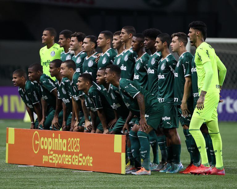 O Palmeiras busca o bicampeonato da Copinha e vai enfrentar o América-MG na final deste ano