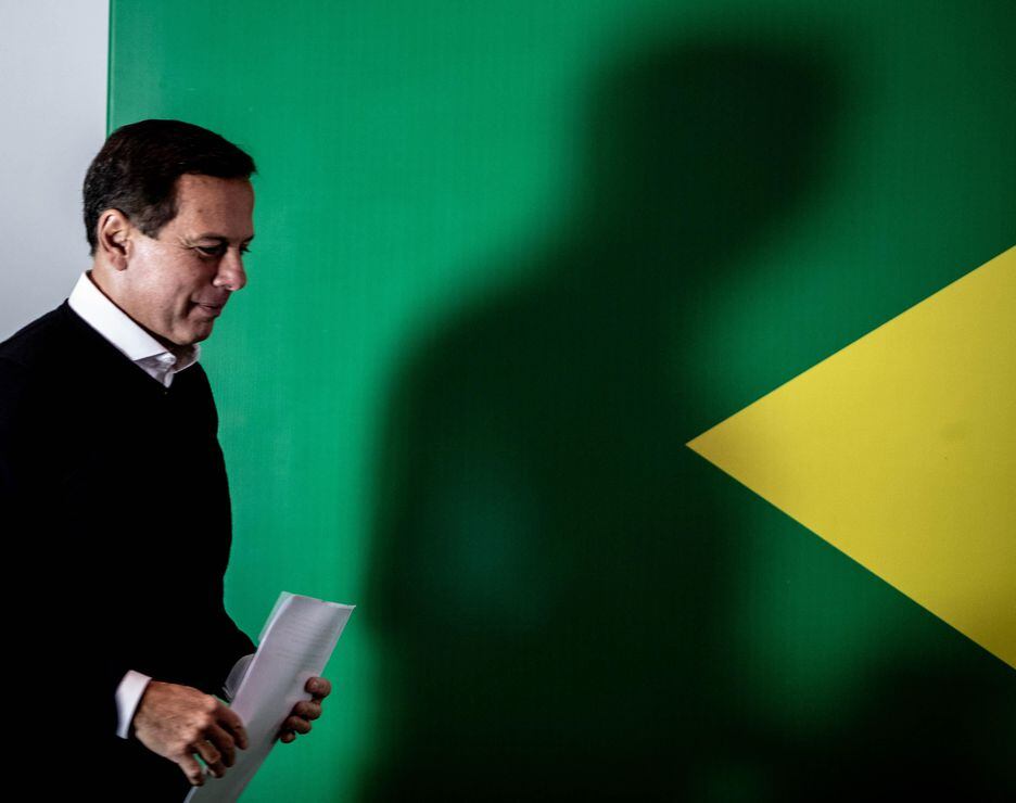O ex-governador João Doria durante anúncio de que iria desistir da corrida presidencial; sigla deve apoiar o nome de Simone Tebet (MDB) na disputa ao Planalto
