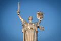 Ucrânia, em guerra contra seu passado soviético, restaura imponente monumento de Kiev