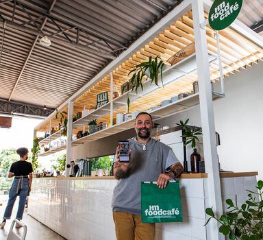 HM Food Café, em SP, apostou em um aplicativo de delivery próprio como via para estreitar relação com os clientes e fugir das grandes taxas impostas pelos players do mercado.