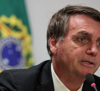 Bolsonaro vinha sendo pressionado por Guedes a vetar o reajuste para os servidores.