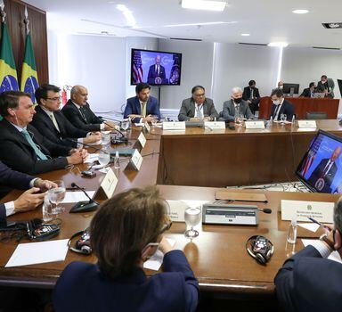 Presidente Jair Bolsonaro discursa em cúpula do clima