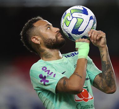Neymar assusta no segundo treino da seleção em Belém