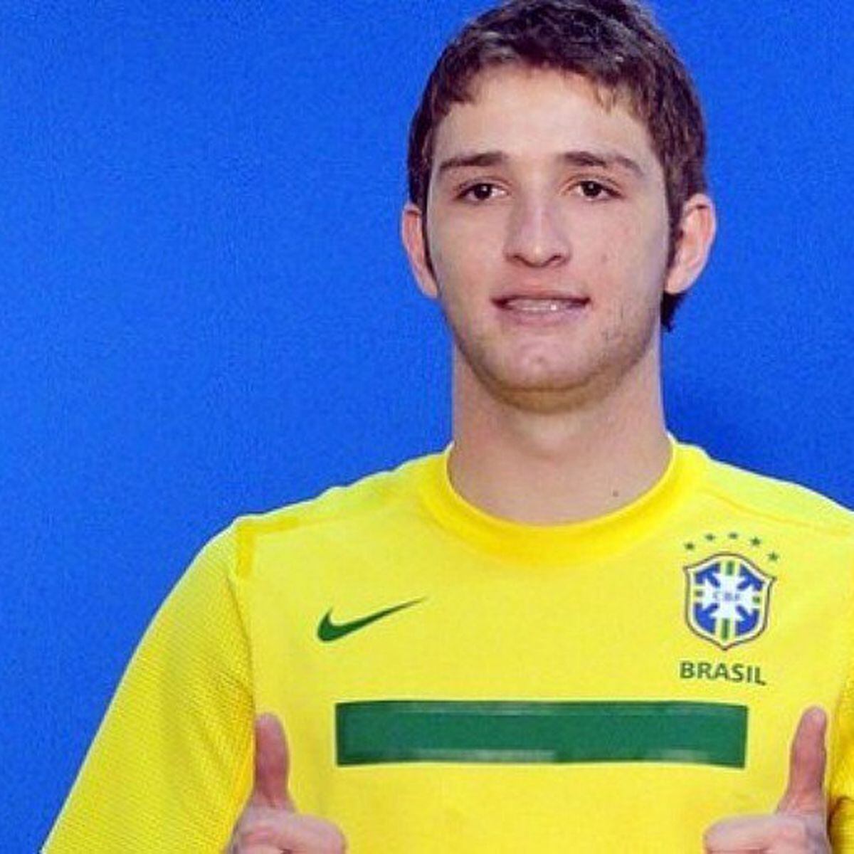 Após recusar a seleção brasileira, ex-Grêmio é convocado para