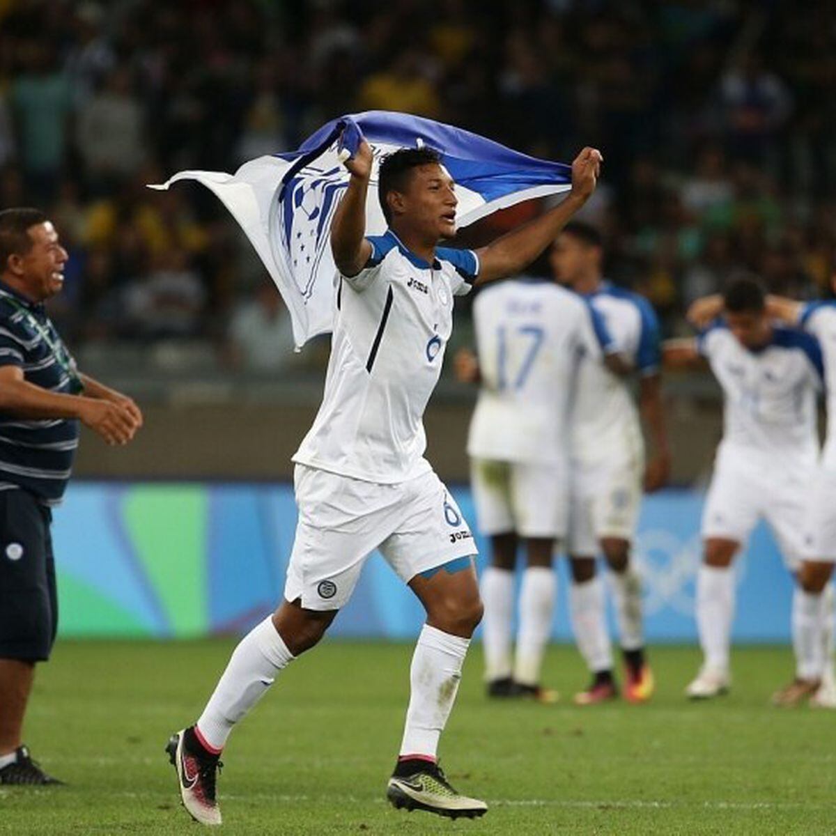 Seleção Brasileira de futebol vence Honduras e vai à semifinal dos