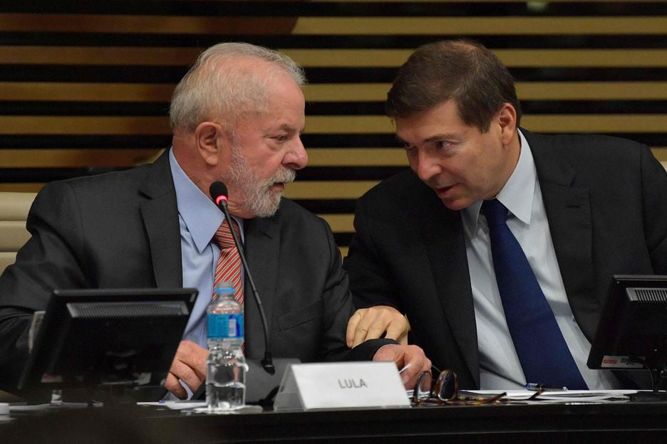 O ex-presidente Luiz Inácio Lula da Silva e o presidente da Fiesp, Josué Gomes; petista visitou a entidade nesta terça-feira