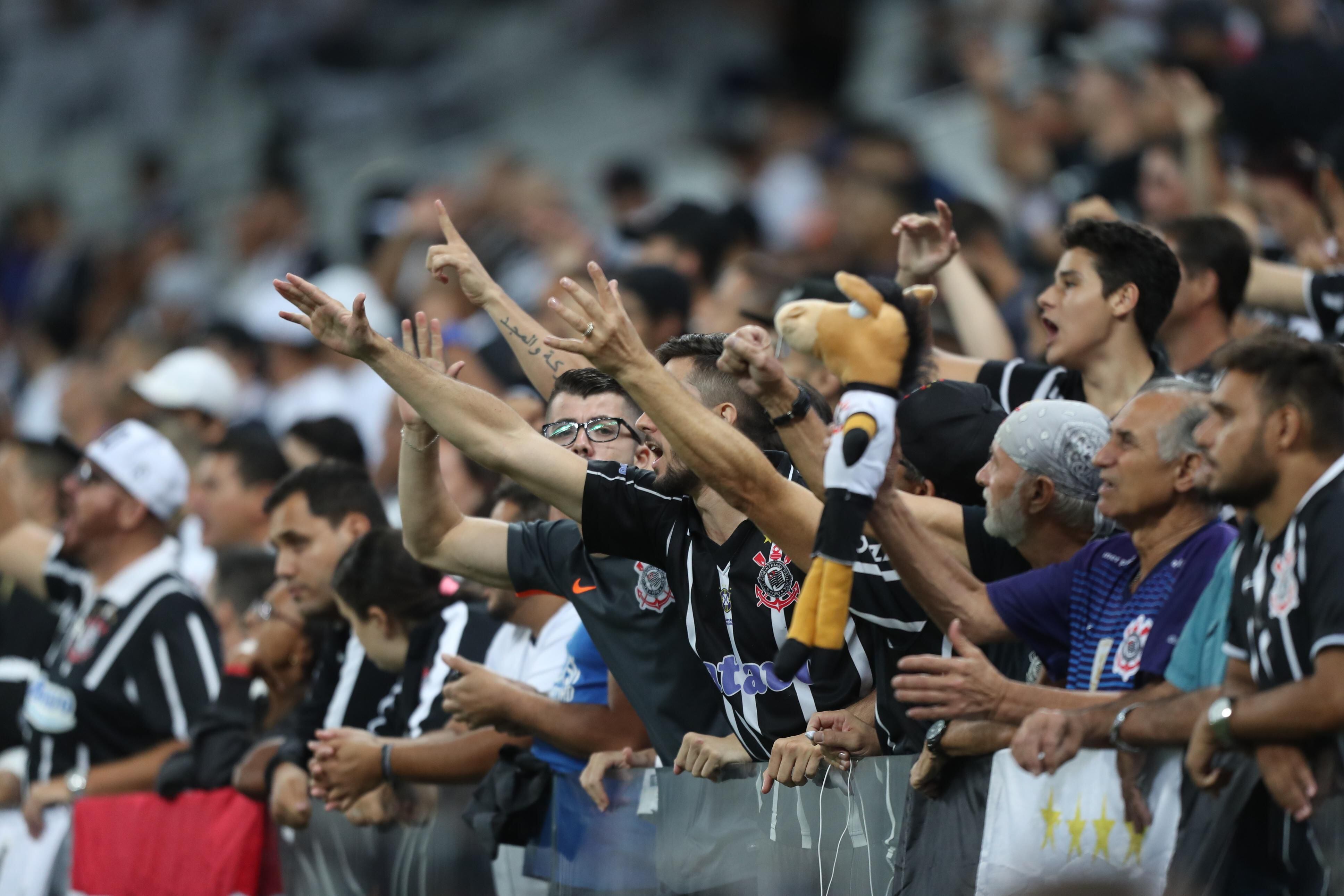 O Corinthians pode perder pontos após os cantos homofóbicos de torcedores?