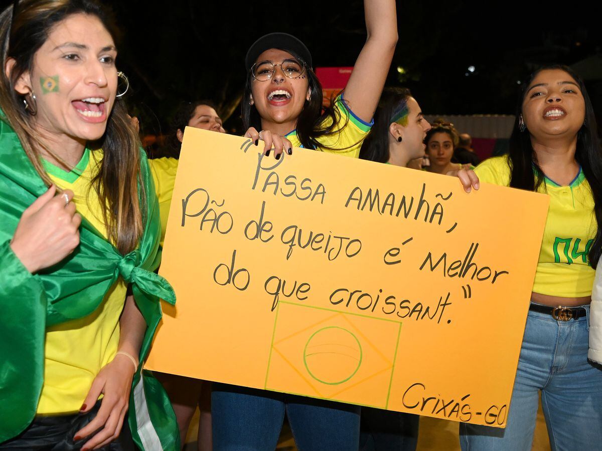 Copa do Mundo: brasileiros trocam o churrasco pelo pão de queijo