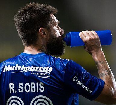 Rafael Sóbis desabafa após derrota do Cruzeiro para o Oeste