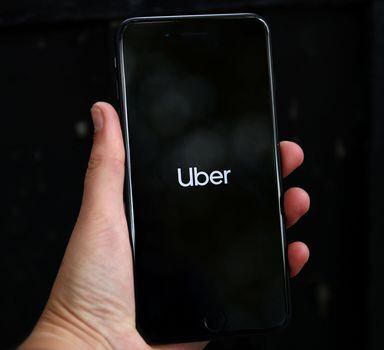 Uber planeja super app com integração de delivery e caronas