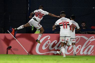 Erison considera a partida contra o Tigre, pela Copa Sul-Americana, como sua estreia com a camisa do São Paulo 