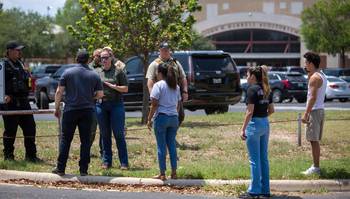 Ataque a tiros em escola infantil no Texas, nos EUA, deixa ao menos 15 mortos