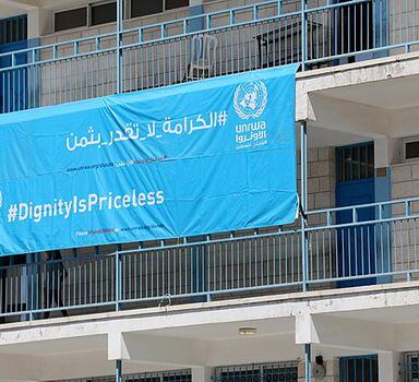 Escola palestina em Ramala, na Cisjordânia,financiada com doações enviadas àAgência da ONU de Assistência aos Refugiados da Palestina (UNRWA).
