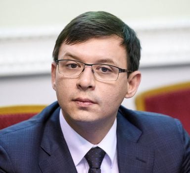 O legislador ucraniano Yevhen Murayev participa de uma sessão do parlamento ucraniano, em Kiev, Ucrânia, em 26 de novembro de 2018