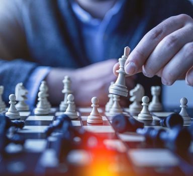 Craque do xadrez trapaceou em mais de 100 jogos, revela investigação
