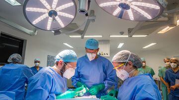 Reportagem acompanhou a 100ª cirurgia bariátrica no Hospital Municipal Vila Santa Catarina, realizada peloo médico Sidney Klajner, presidente do Einstein. Foto: TIAGO QUEIROZ / ESTADÃO