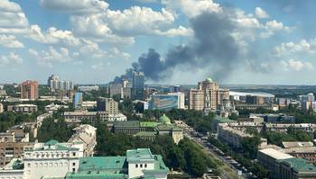 Governo de Donetsk orienta civis a fugirem enquanto Rússia intensifica ofensiva no leste