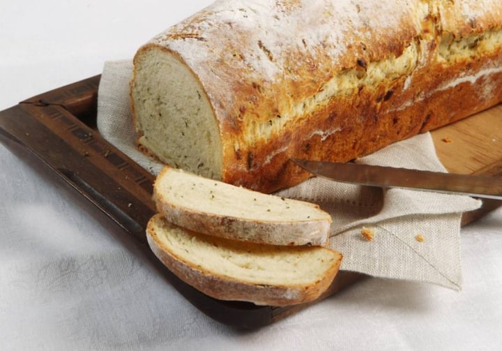 Pão rústico feito pela chef Heloisa Bacellar