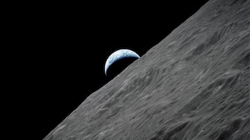 Solo lunar fotografado em missão da Apollo 17. Nova etapa da exploração do satélite da Terra poderá envolver mineração