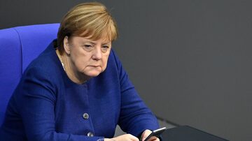 EUA espionaram Merkel e outros políticos europeus entre 2012 e 2014, diz investigação coletiva. Foto: John MacDougall/AFP