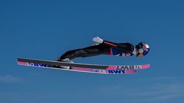 Ryōyū Kobayashi bateu recode mundial de salto de esqui, com 291 metros. Foto: Joerg Mitter/Red Bull Content 
