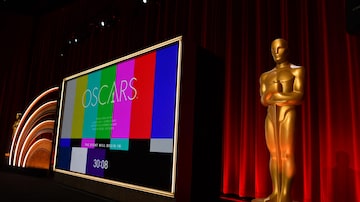 Oscar statues adorn the stage before the start of the the 96th Academy Awards nominations announcement at the Samuel Goldwyn Theater in Beverly Hills, California, on January 23, 2024. (Photo by Valerie Macon / AFP). Foto:  Valerie Macon/AFP