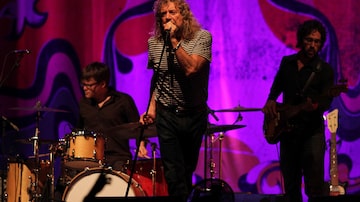 Robert Plant durante uma apresentação em Brasília em 2012. Vocalista cantou 'Stairway to Heaven' pela primeira vez em 16 anos neste sábado, 21. Foto: Ueslei Marcelino / REUTERS