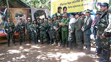 Ex-líderes das Farc anunciam retorno à luta armada. Foto: Photo by - / various sources / AFP)