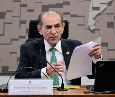Senador Marcelo Castro (MDB-PI) será o relator da PEC que quer acabar com a reeleição