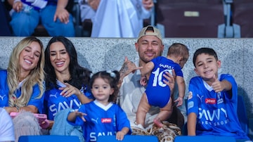 Neymar leva a filha Mavie para acompanhar título do Al-Hilal na Arábia Saudita. Foto: Al-Hilal via X