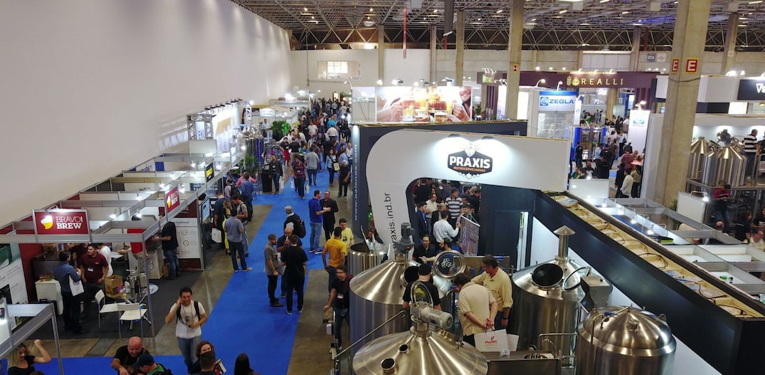 Voltada para o mercado profissional, aBrasil Brau, feira de tecnologia em cerveja, será realizada de 28 a 30/5 no Expo SP. Foto: Brasil Brau