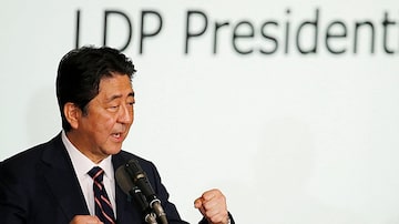 Em meio a tensões diplomáticas, o primeiro-ministro japonês, Shinzo Abe, nomeou novo ministro das Relações Exteriores. Foto: Toru Hanai/ Reuters