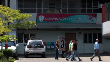 Polícia faz perícia na Associação Portuguesa de Desportos, no Canindé. Foto: Felipe Rau/Estadão