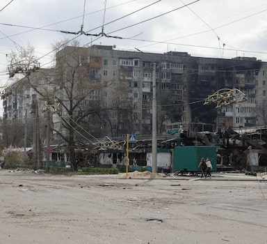 A view shows residential buildings damaged by a military strike, as Russia's attack on Ukraine continues, in Sievierodonetsk, Luhansk region, Ukraine April 16, 2022.  REUTERS/Serhii Nuzhnenko