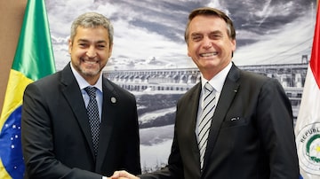 Presidente da República, Jair Bolsonaro, durante encontro com o Presidente da República do Paraguai, Mario Abdo Benítez. Foto: Foto: Alan Santos/PR