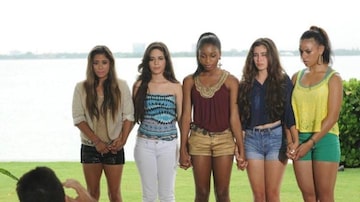 A cantora Camila Cabello compartilhou foto do grupo Fifth Harmony. Foto: Instagram/@camila_cabello