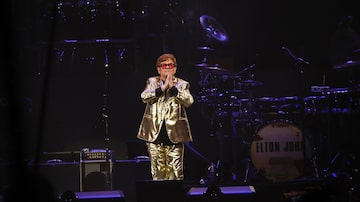 Elton John no Festival de Glastonbury 2023. Foto: Joel C Ryan/Invision/AP 