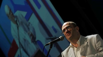 O escritor Colm Toibín durante a Flip 2004. Foto: Monica Zarattini/Estadão