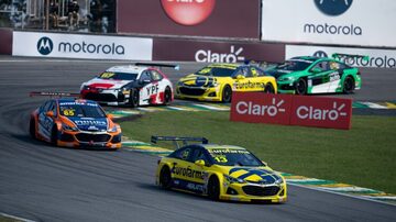 Dentre os pilotos que têm chances de título em 2021, Gabriel Casagrande e Daniel Serra são os favoritos para levar o caneco em Interlagos. Foto: Duda Bairros/Stock Car